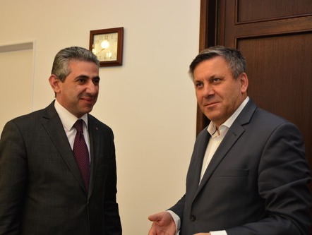 ՀՀ դեսպանը Լեհաստանի փոխվարչապետի հետ քննարկել է երկկողմ տնտեսական հարաբերությունները