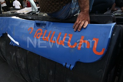 Протестующие на Баграмяна создали несколько рабочих групп