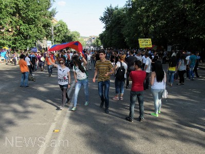 Armenia political technologist: Protesting youth’s power was in their disorganization