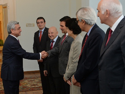 Armenia President receives International Medical Congress delegation