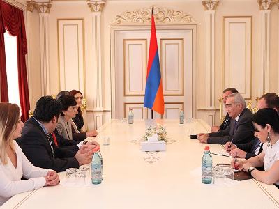 ԱԺ նախագահը Հարավային Քոնեքթիքութի պետհամալսարանի ռեկտորին ներկայացրել է ՀՀ կրթական համակարգը