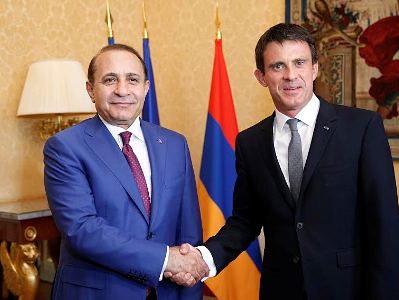 Փարիզում ՀՀ-ի եւ Ֆրանսիայի վարչապետները քննարկել են տնտեսական կապերը (ֆոտո)