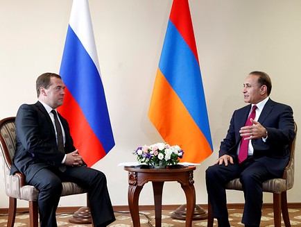 Armenia and Russia PMs to confer on EEU cooperation