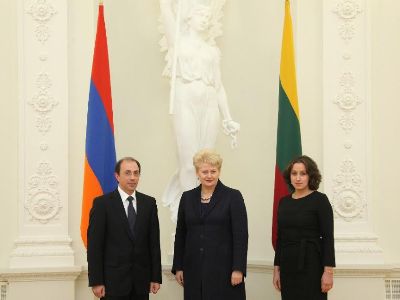 Беседа с послом: Ара Айвазян