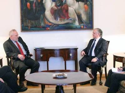 Armenia FM: Baku's military rhetoric continues