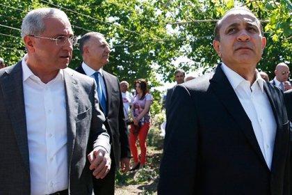 Newspaper: Armenia PM and agriculture minister are government and business “partners?”