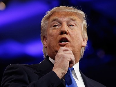 Трамп назвал конкурента по президентской гонке идиотом
