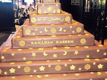 Over 1,100 kg chocolate cake on display in Dubai
