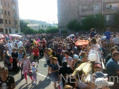 «Փարավոնում» Ծառուկյանի եկեղեցու բացման առթիվ հյուրասիրություն կլինի. նորհաճնցիները կգնան հրավիրատոմսերով