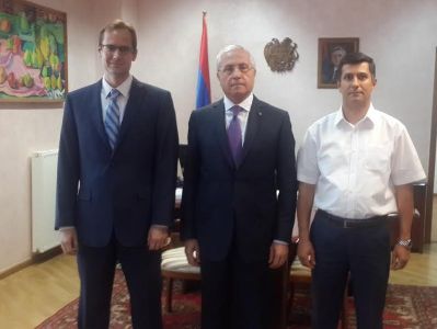 Armenia minister and UN representatives discuss agricultural development