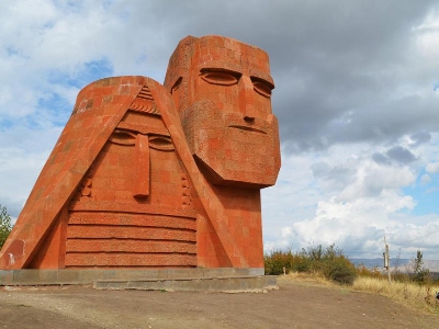 Deutsche Welle‎ films video on Karabakh