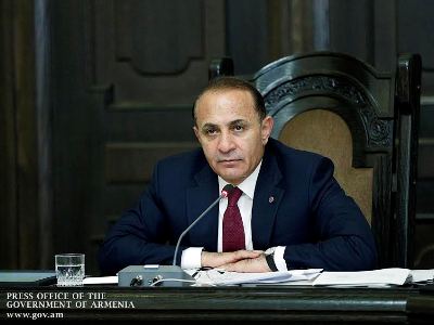 Վարչապետը հանձնարարել է ՋՕԸ-երի տնօրեններին ջրամատակարարումն իրականացնել պատշաճ մակարդակով