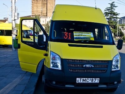 Թբիլիսիում երթուղային տաքսիների վարորդները գործադուլ են անում