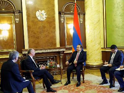 Վարչապետը հրաժեշտի հանդիպում է ունեցել Հայաստանում Նիդերլանդների դեսպանի հետ