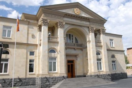 «Ժողովուրդ». Նախագահականում տեղի կունենա հերթական սահմանադրական «ֆոտոսեսիան»