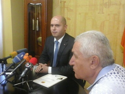 Աշոտյանը ցավում է, բայց չի կարող պատասխանատվության ենթարկել փոքրիկ Արեգին դպրոց չընդունած տնօրենին