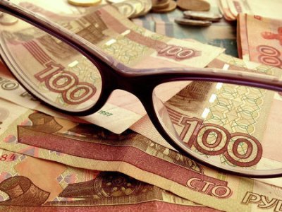 Рубль обновил минимум после февраля на фоне падения цены на нефть