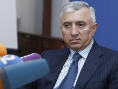 Окончательную версию конституционного проекта сегодня представят президенту Армении