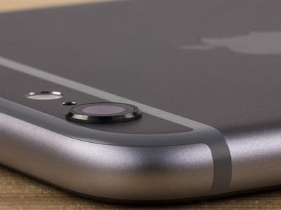 Apple-ն անվճար փոխում է iPhone 6 Plus-ի անսարք տեսախցիկները