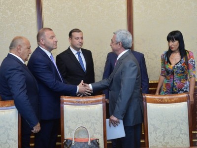 Prosperous Armenia Party satisfied with talk with President