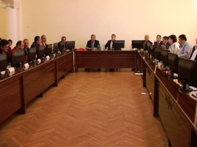 Վանաձորի ավագանին անհայտ պատճառներով չեղարկել է վարչապետին ուղերձ հղելու որոշումը