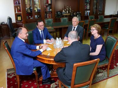 British Ambassador visits Defense Ministry of Armenia