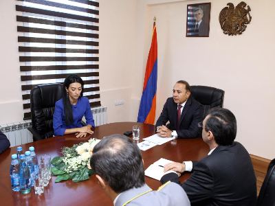 Armenia PM introduces new justice minister to her staff
