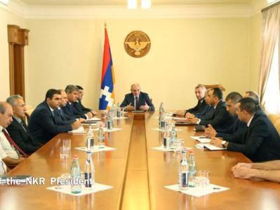 Karabakh president discusses development of Stepanakert