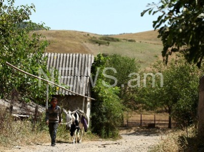 Armenian village shelled by Azerbaijanis suffers considerable damage