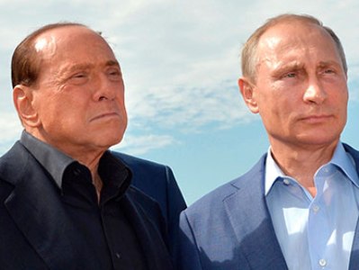 Путин и Берлускони в Крыму сфотографировались с маленькими девочками