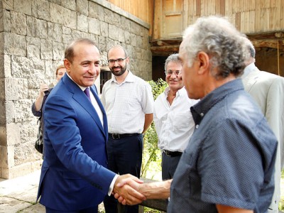 Վարչապետը հանդիպում է ունեցել մի խումբ մտավորականների հետ