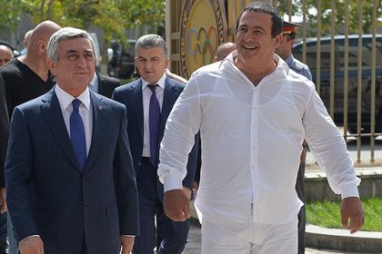 «Ժողովուրդ». ՀՀԿ-ականները նեղսրտում են Սերժ Սարգսյանի քայլից