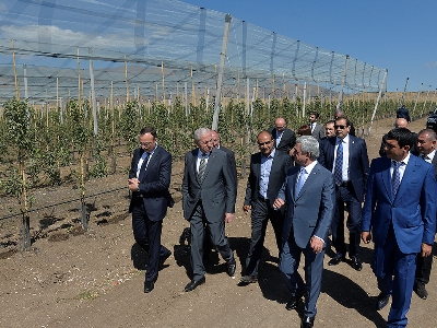 Armenia President visits Kotayk Province
