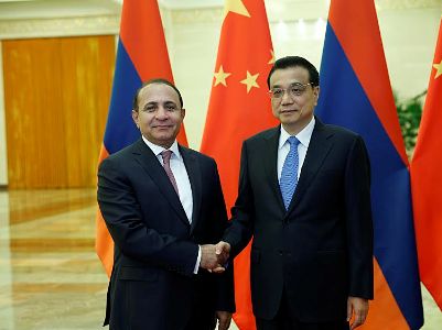 ՀՀ եւ ՉԺՀ վարչապետները մանրամասն քննարկել են Իրան–Հայաստան երկաթուղու ծրագիրը