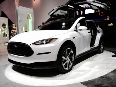 Tesla-ն ներկայացրել է աշխարհի ամենաարագընթաց էլեկտրական քրոսովերը