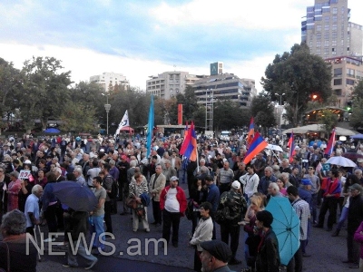 Ինչու էր «Ոչ»-ի ճակատի առաջին հանրահավաքը սակավամարդ. մեկնաբանում են ՀԱԿ-ն ու «Ժառանգությունը» (ֆոտո)