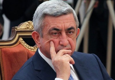 «Իրատես de facto». Մինչ ՀՀԿ-ում գլուխ են «ջարդում», Սերժ Սարգսյանի անաղմուկ փնտրտուքի մեջ է