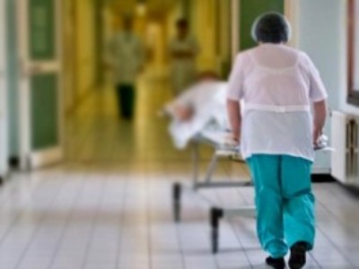 Состояние пострадавшего вследствие падения лифта гражданина стабильно тяжелое