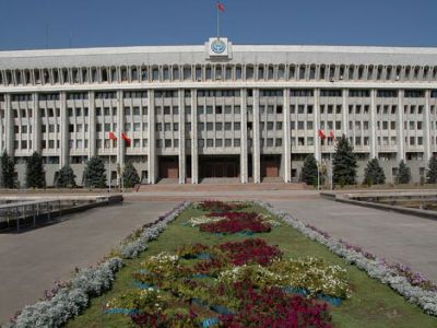 На главу минобороны Киргизии заведено дело по подозрению в коррупции