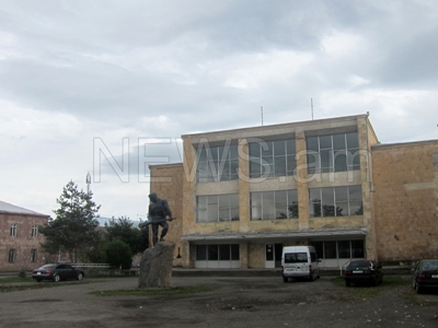 Տաշիրը համարյա դատարկվել է. քաղաքի տոնին միայն կանայք էին, ծերերն ու երեխաները (ֆոտո)