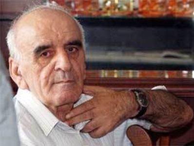 Renowned Armenian filmmaker receives award for contribution to world cinematography