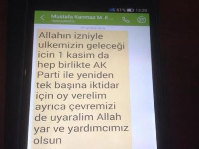 В Турции начальник управления образования при помощи sms потребовал голоса в пользу правящей партии