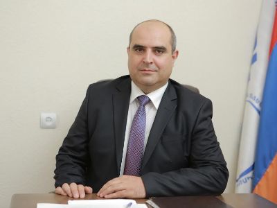 Armenian official hit by car dies in hospital after 4 days