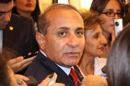 «Ժողովուրդ». Վարչապետը հասկացրել է՝ «անկախ» ԲՀԿ-ականների ճակատագիրը կախված է հանրաքվեի արդյունքներից