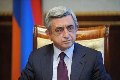 «Ժողովուրդ». Սկանդալի վտանգ. Սերժ Սարգսյանը շարունակում է լռել, վերնախավն էլ չի կողմնորոշվում