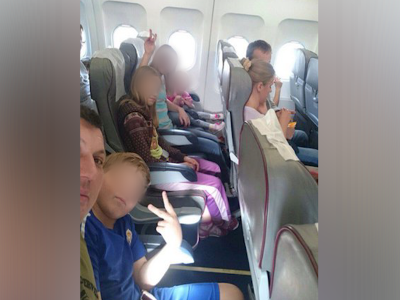 Многодетные родители летали в Египет отмечать годовщину знакомства