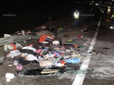 ՌԴ-ում վթարված ավտոբուսի ուղեւորներից 5-ը մահացել է տեղում, 1-ը՝ շտապօգնության մեքենայում, 2-ը՝ հիվանդանոցում