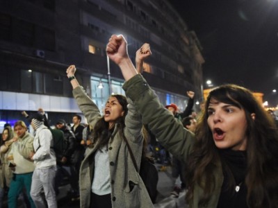 В Румынии антиправительственные митинги перекинулись из Бухареста на другие города