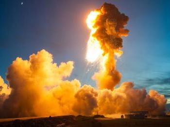ՆԱՍԱ-ն հրապարակել է Antares հրթիռի պայթյունի լուսանկարները (ֆոտո)