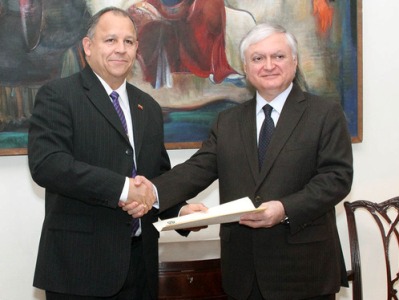 Armenia FM and new Venezuela ambassador discuss cooperation